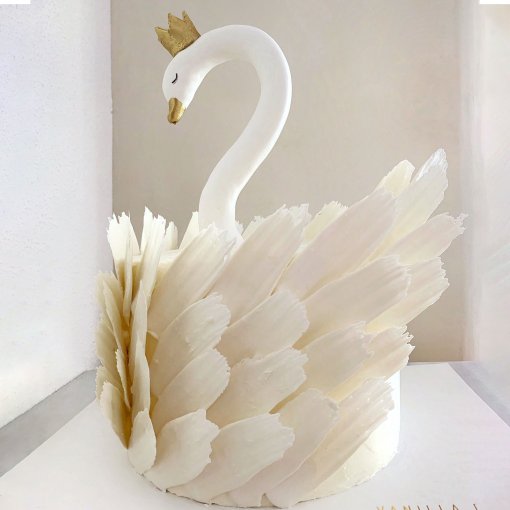 Brushstroke Swan Cake