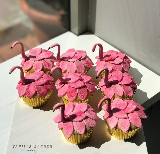 Swan Cupcakes