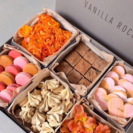 The Colours of Spring Box