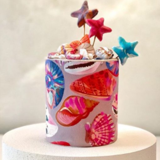 Shells with Colours Cake
