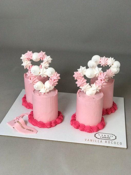 Meringue Heart Mini Cake